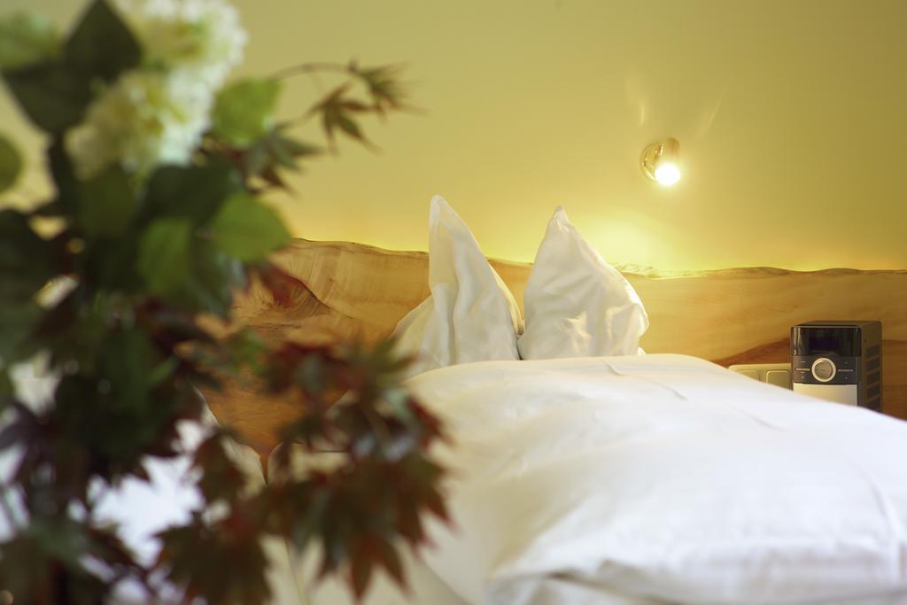 Hotel & Restaurant Ragginger Attersee Nussdorf am Attersee Room photo